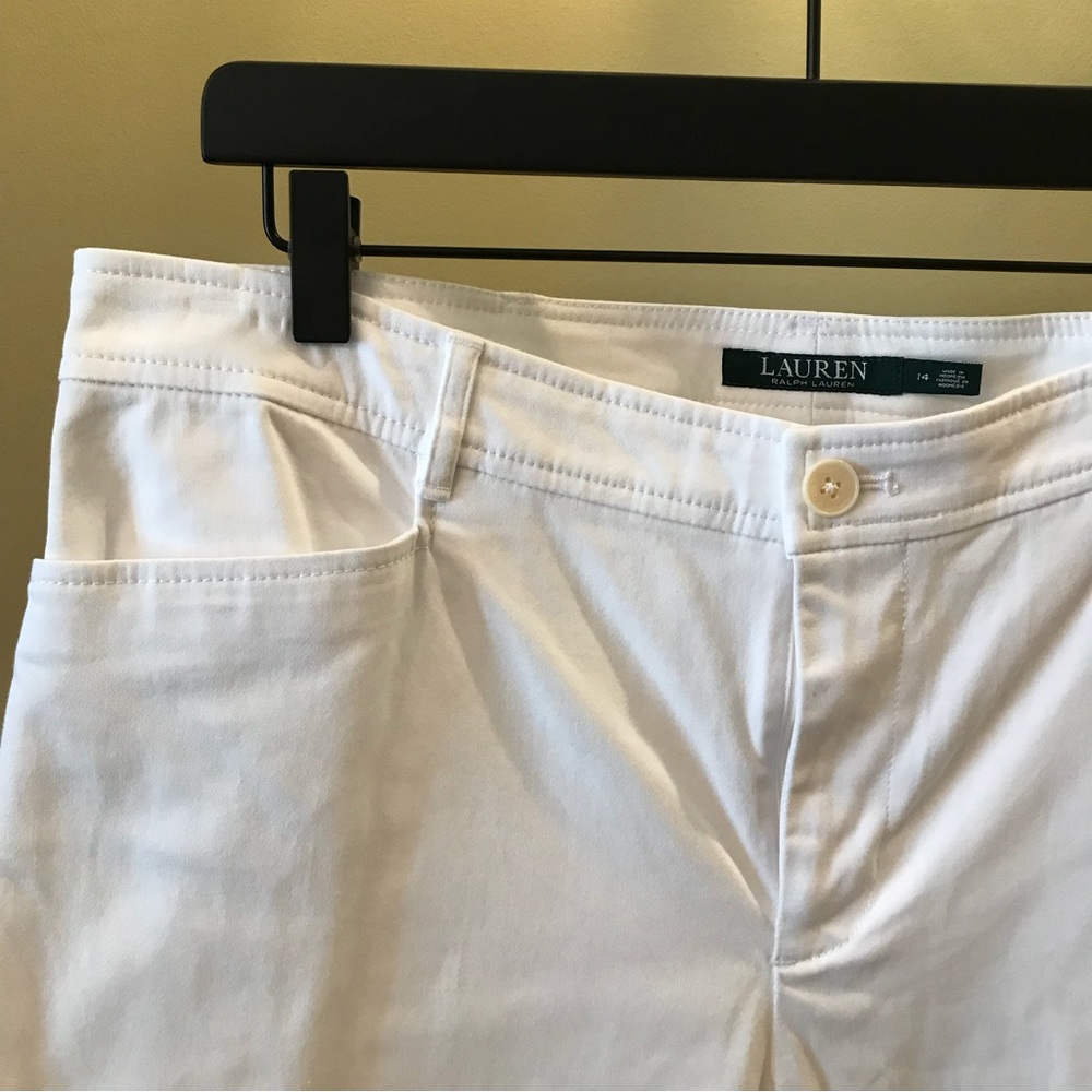 Lauren Ralph Lauren White Pants, Size 14. - Picture 3 of 7